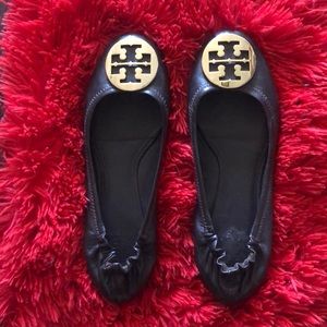Tory Burch flats ✨